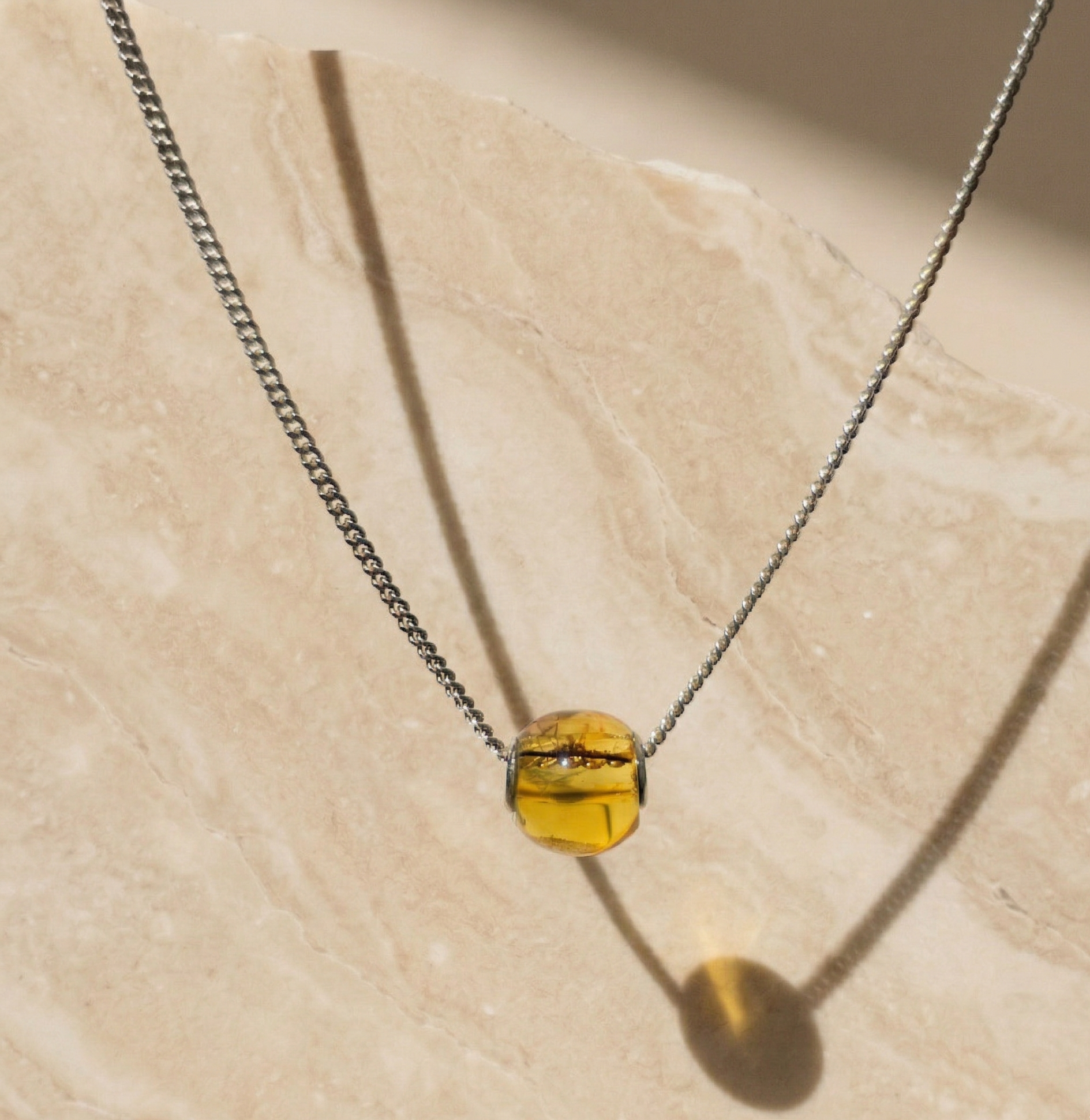 Collar de Ámbar Coñac con Inclusiones de Musgo y Plata | Real Ámbar
