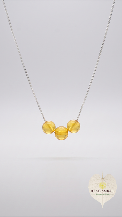 Collar de plata .925 con 3 Esferas de ámbar natural. "3 Esferas de Set"