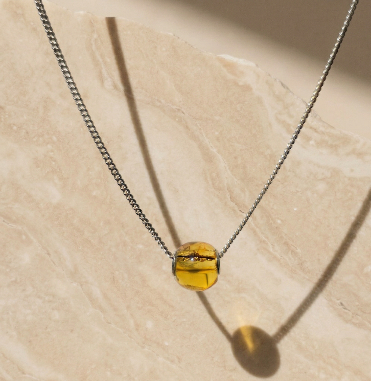 Collar de Ámbar Coñac con Inclusiones de Musgo y Plata | Real Ámbar